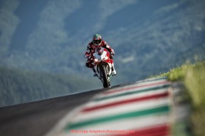 龙珠直播-有氧健身器材都有什么？常见体育器材种类及使用建议